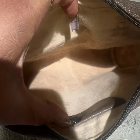 Authentic Vintage Gucci Shoulder Bag - Picture 4 of 11